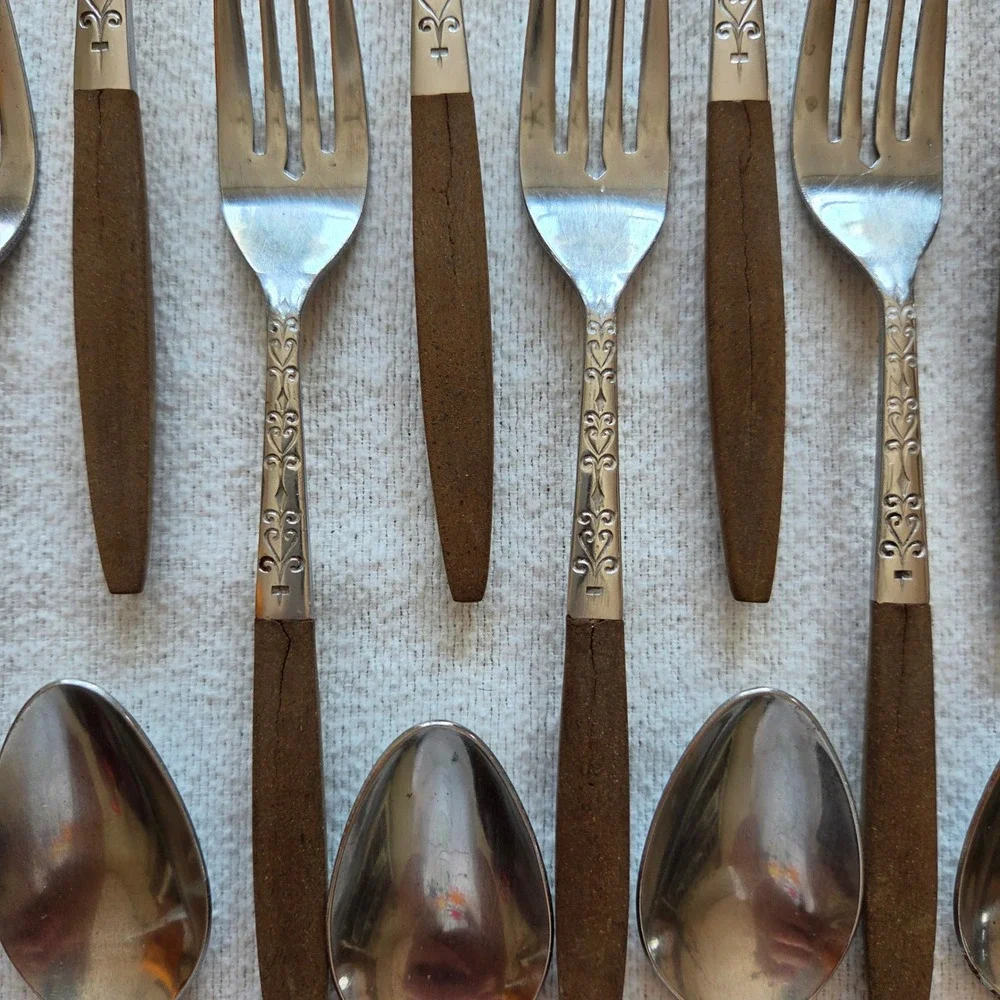 Interpur INR2 Stainless Flatware 26pc Set Faux Wood Handle Heart Japan MCM